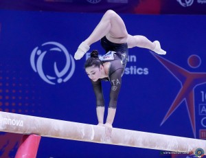 esposito manila ita ph simone ferraro 79 sfa00460